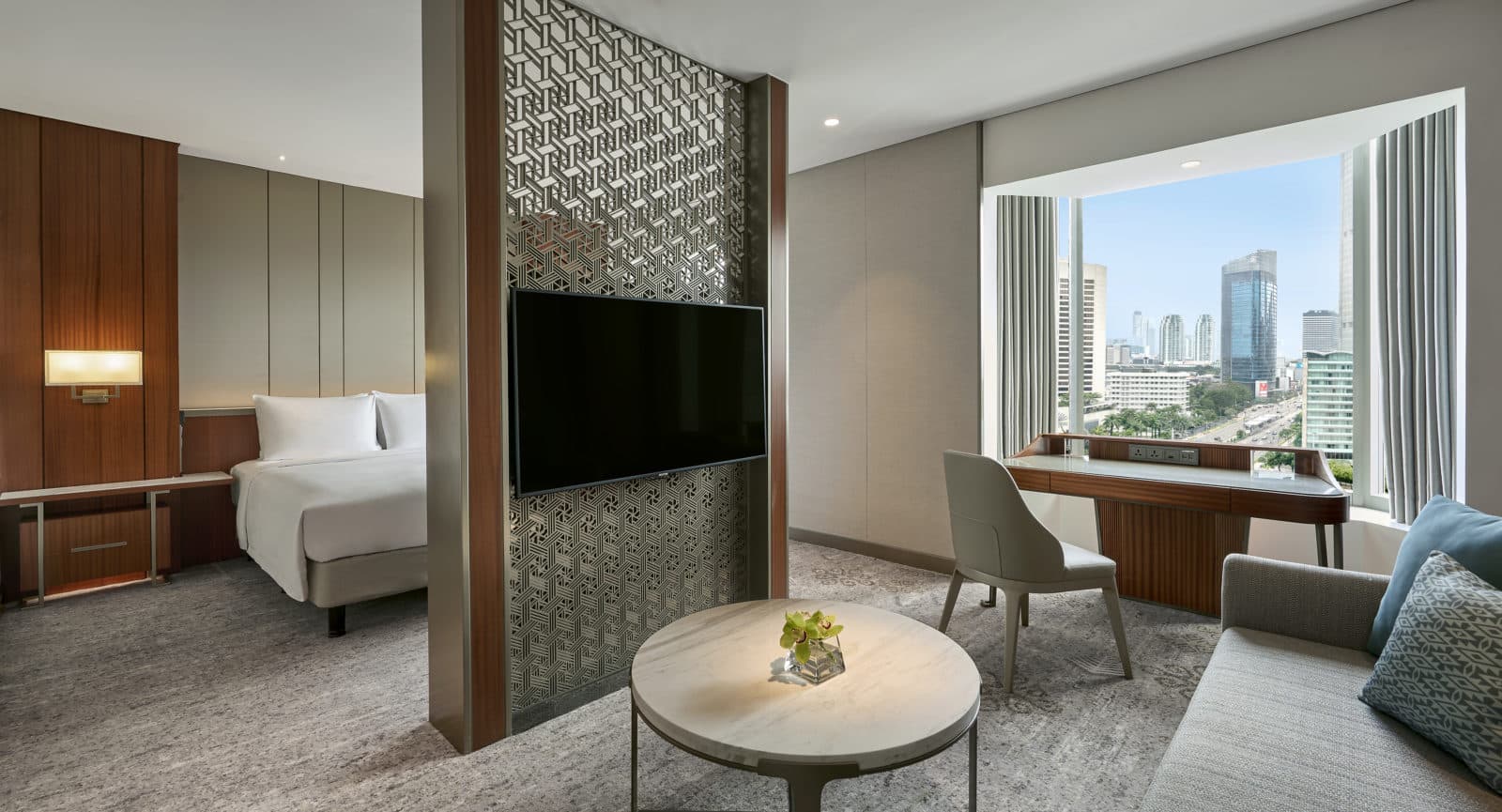 Grand Hyatt Jakarta Dan Kearifan Lokal - Written