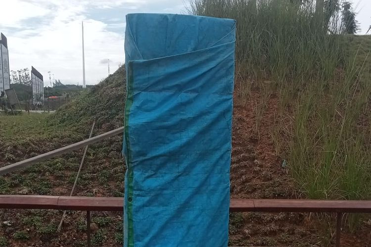 Teks Lorem Ipsum di Tugu Titik Nol di IKN