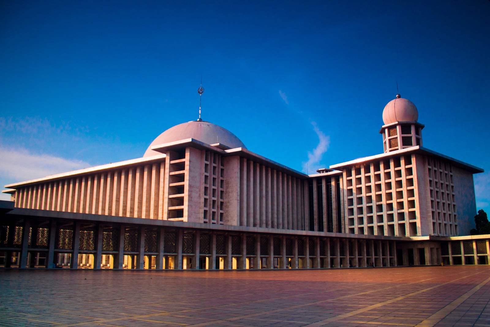 Simbol Islam dan Indonesia dalam Desain Masjid Istiqlal