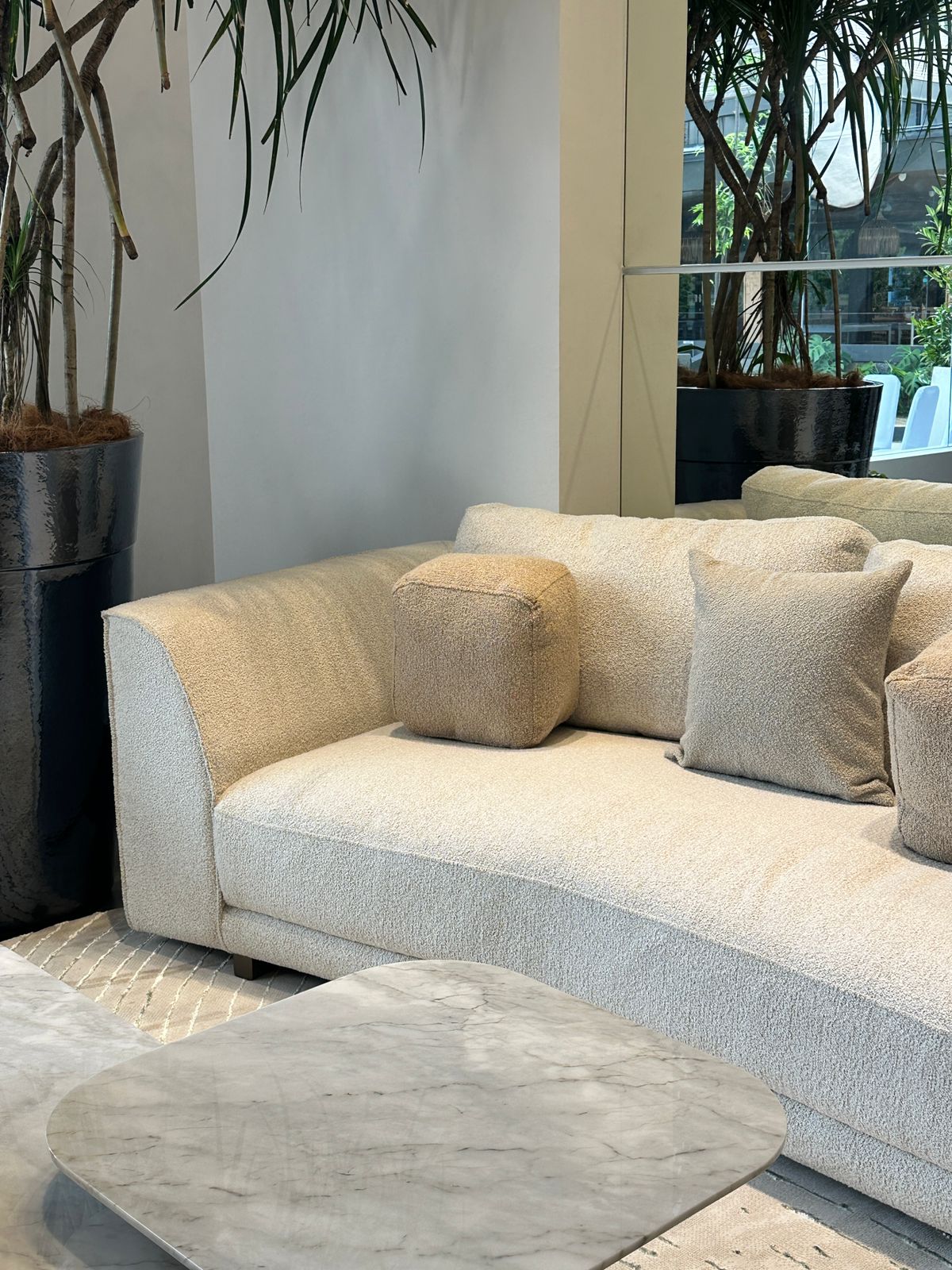 Alam sebagai Inspirasi Furnitur: Kolaborasi Vinoti Living x Anita Boentarman