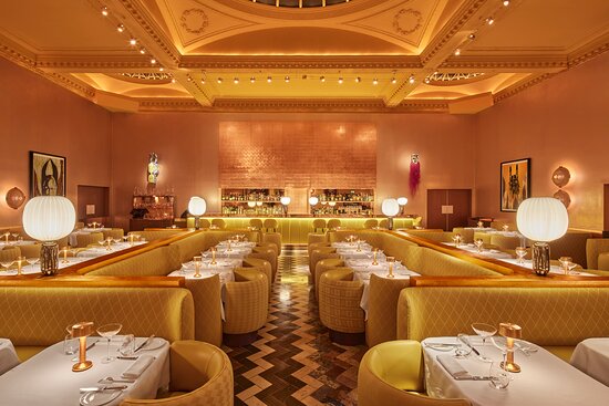 Interior Bernuansa Kuning Sketch London